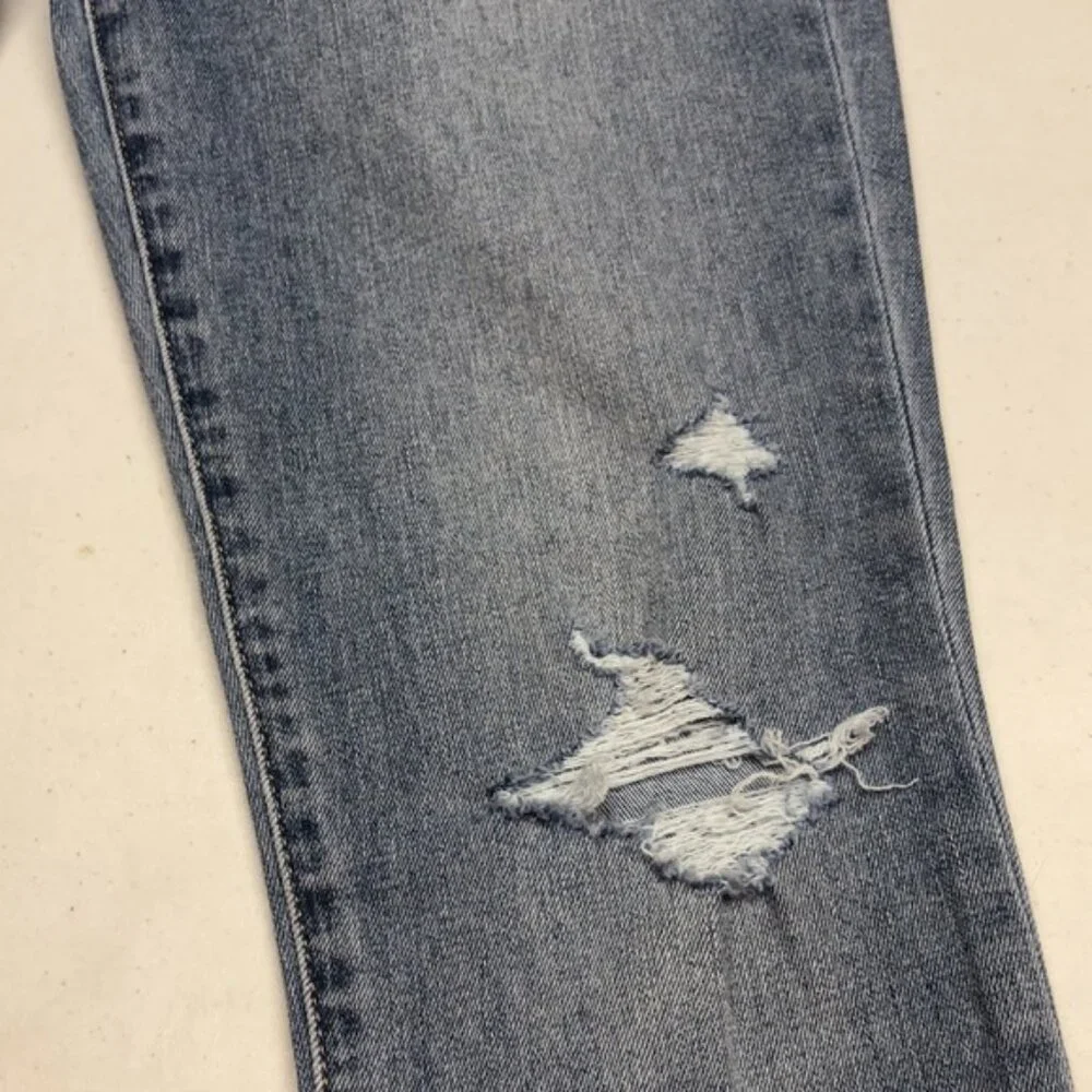 LIKE NEW GAP MID-RISE TRUE SKINNY JEANS 4/27x28 ⭐️